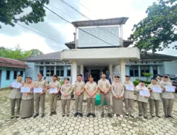 Pegawai Kantah Prabumulih Terima Penghargaan Pegawai Teladan Semester II