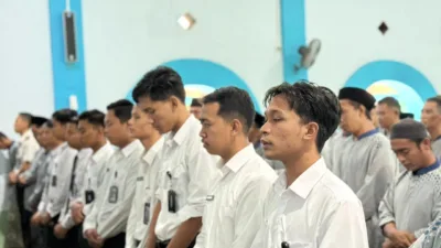 Penuh Khidmat, Lapas Pamekasan Gelar Sholat Ghaib untuk Try Sutrisno