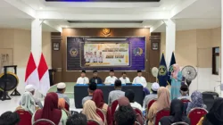 Senyum Warga Binaan Lapas Pamekasan Terima Tali Asih AJP