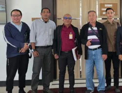 96 Dokumen Sitsaan Kekuasaan Jadı Bom Waktu : Runtuhkan Semu PT Pariwisata Raya di Cisumdawu