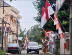 Perkuat Jiwa Nasionalisme di Era Digital, Warga Purbalingga Semarakkan Hari Kartini dengan Aksi Kibarkan Merah Putih