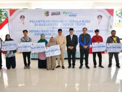 Bupati Lotim Tekankan Transparansi dan Kepedulian Sosial saat Lantik Puluhan Pj Kepala Desa