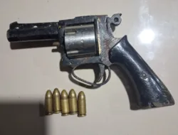 Operasi Senpi Musi 2026, Polres OKU Timur Ungkap Kepemilikan Revolver Rakitan dan Amunisi Ilegal