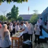 PEMBAGIAN RAPOR DAN PENGHARGAAN SISWA BERPRESTASI SD NEGERI 8 PENDOPO