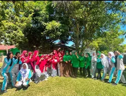 Bersinerji, Cekgu SMK, ibu Fersit ranting 24, dan ibu Bayangkari Dalam Kecamatan Batee ikuti senam sehat.