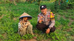 Bhabinkamtibmas Tebing Tinggi Dorong Warga Manfaatkan Pekarangan untuk Ketahanan Pangan