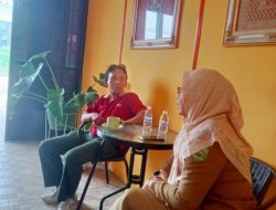 Ganbungan MEDIA Sumatera Baangkit dusambut langsung oleh Kepala sekolah SMA 12 SiLATUROHIM